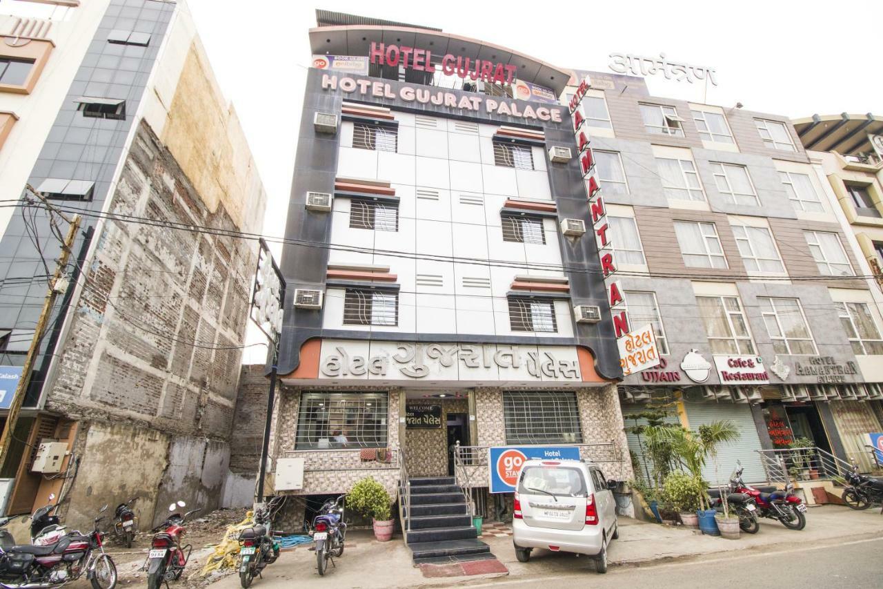 Hotel Gujarat Palace Ujjain Exterior photo